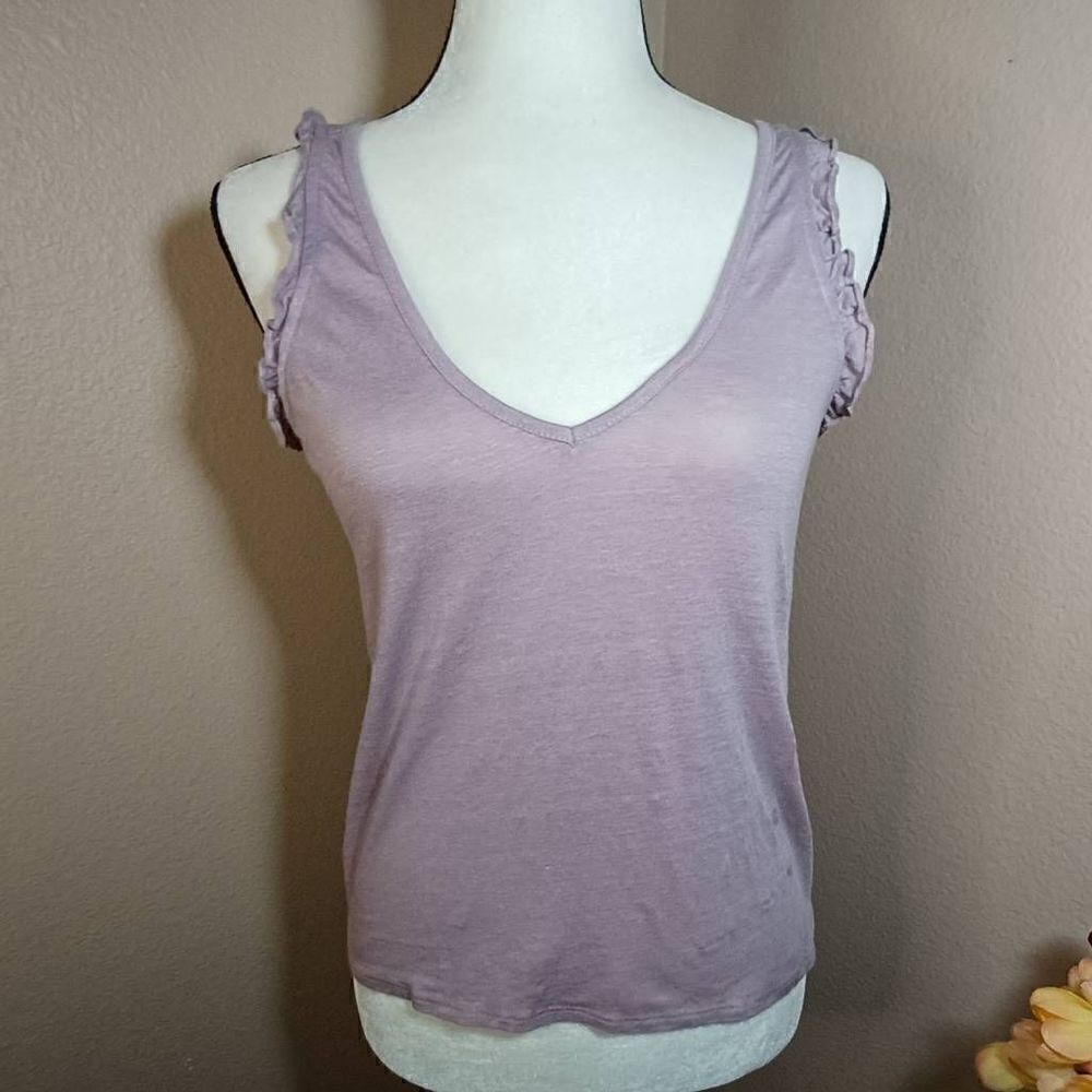 Chaser V neck ruffled tank top Size XS